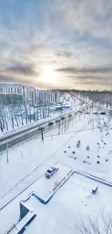 Квартира с панорамным видом на город у аэропорта