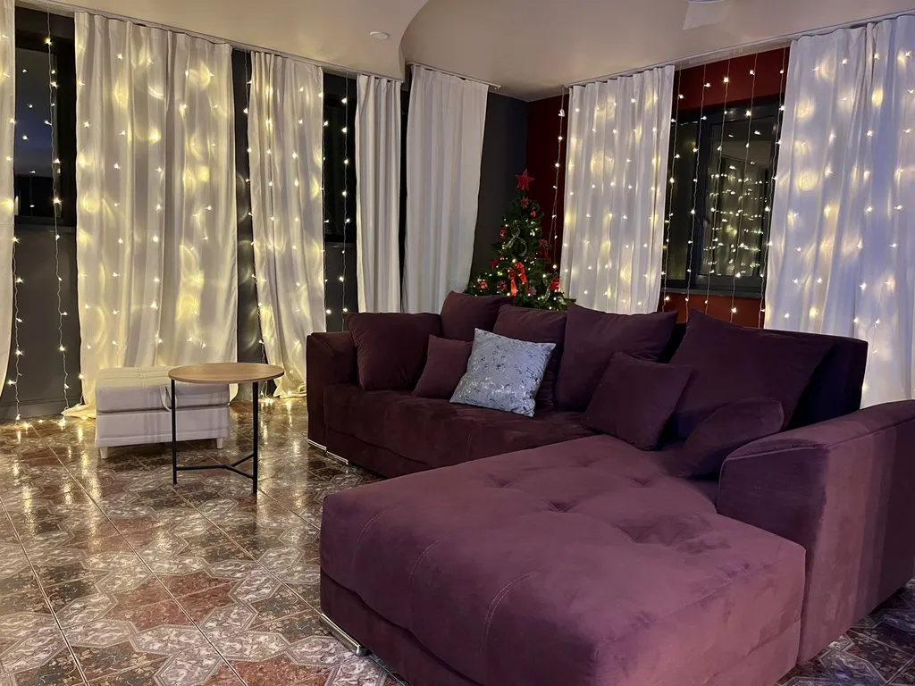 Коттедж на берегу Невы с lounge в гараже