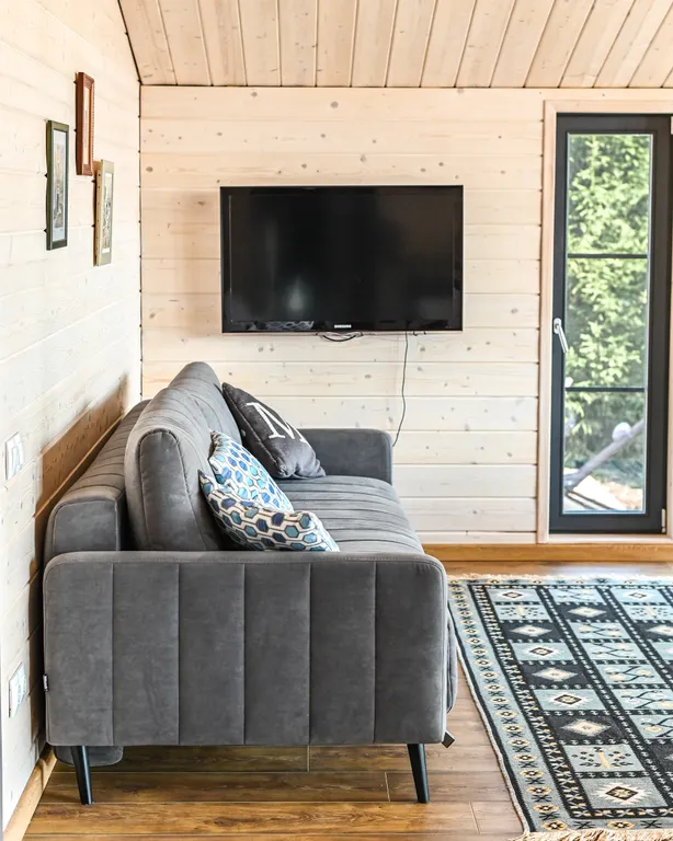 Коттедж с панорамными окнами Куско на Истринском водохранилище