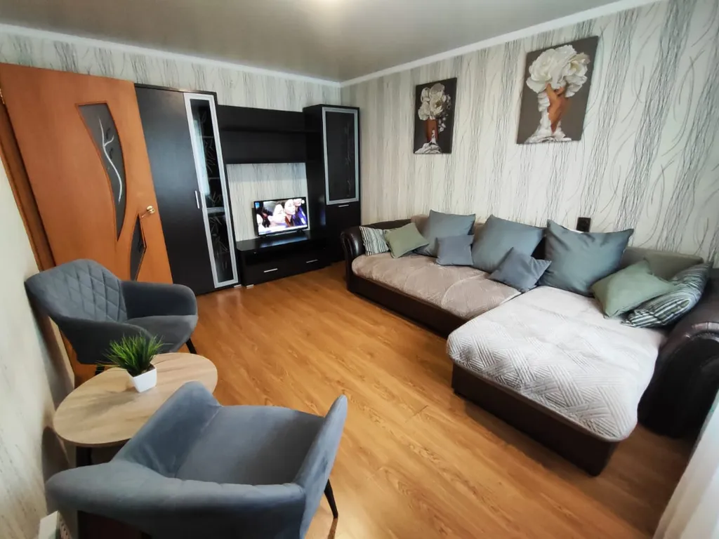 Уютная двухкомнатная квартира — аренда посуточно в Владивосток