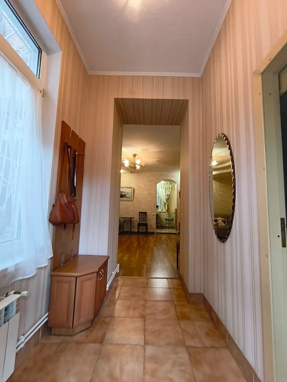 Коттедж Коттедж СВОЙ  двор, мангал, парковка.... — Ялта