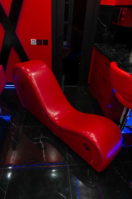 Poмaнтичeский апартамент с темaтичеcким интеpьеpом