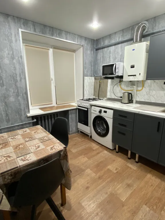 Уютная квартира на Октябрьском — аренда посуточно в Новочеркасск