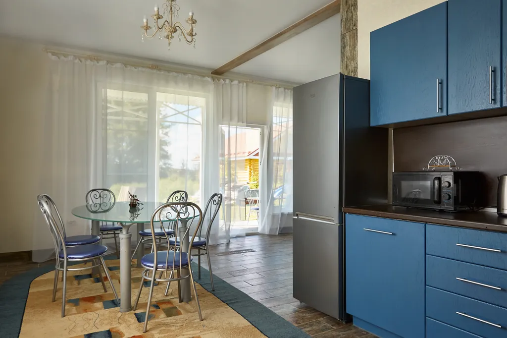 Домик у озера Тасканка