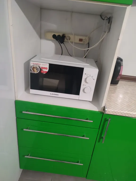 Студия в современном новом доме на проспекте Строителей