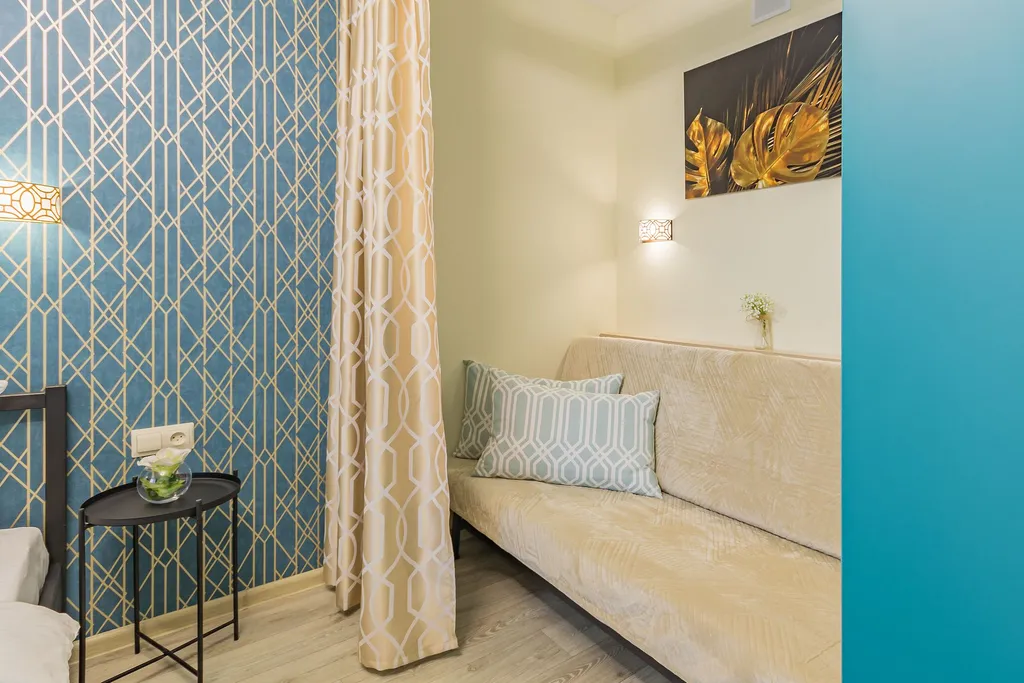 Стильная студия с видом на озеро