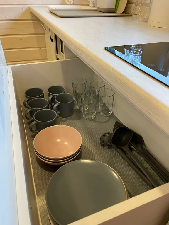 Коттедж Уютный дом с горячей купелью — Стеклянный