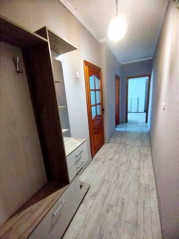 Квартира Просторная 3-комнатная квартира — Карасук