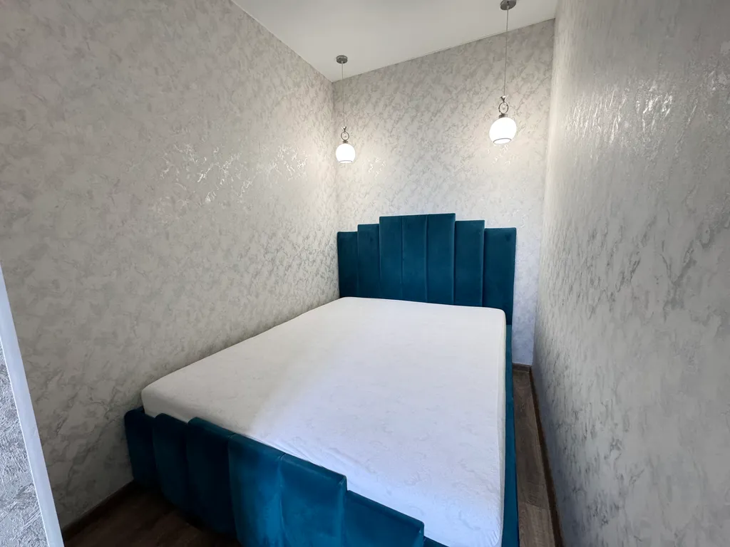 Современная квартира-студия рядом с ТРЦ Аура