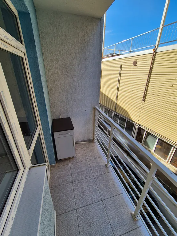 Квартира Квартира Студия с балконом — Сириус