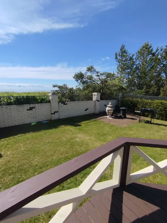 Коттедж с видом на озеро