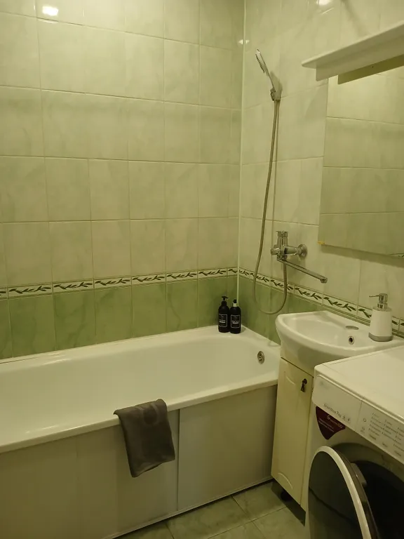 Уютная квартира, инфраструктура развита. Заселение бесконтактное.