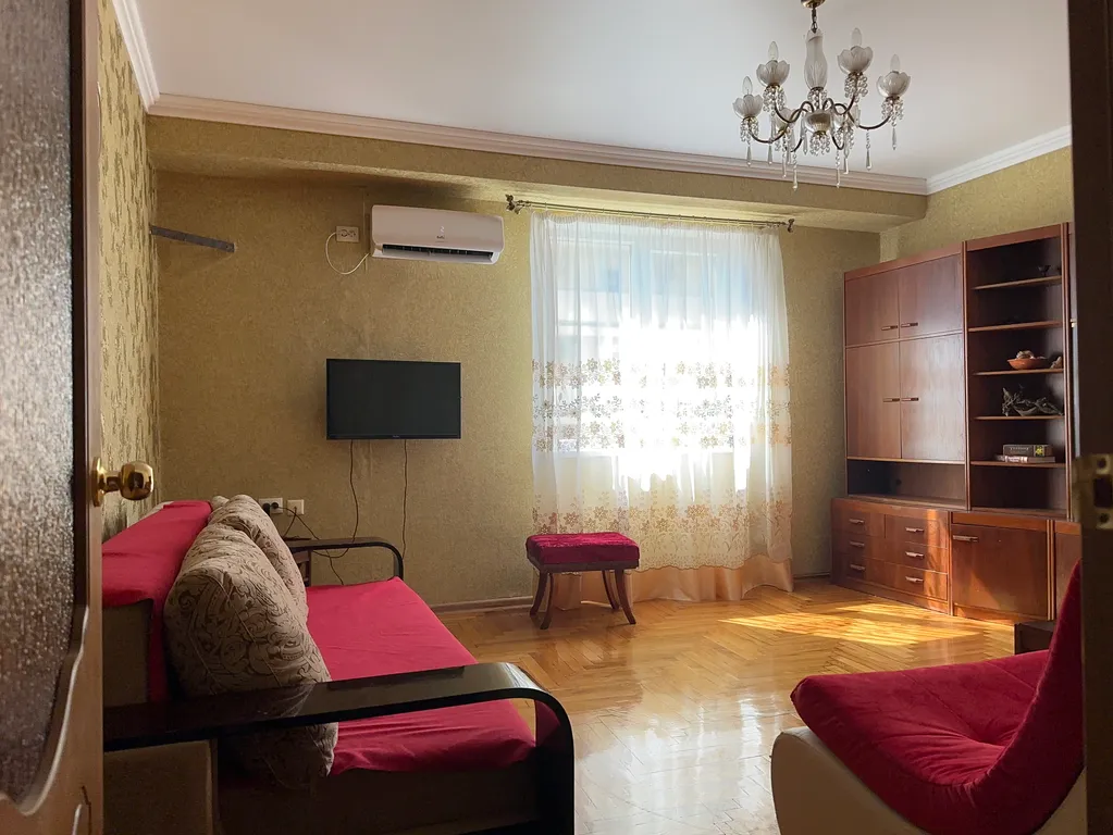 Квартира Квартира в 10-и минутах от моря с прекрасным видом с окна — Гагра