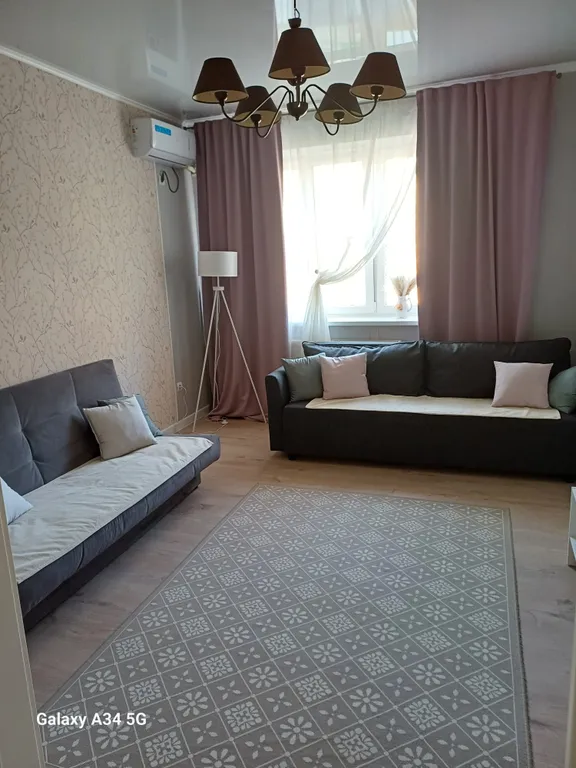 Уютная двухкомнатная квартира рядом с парком Галицкого