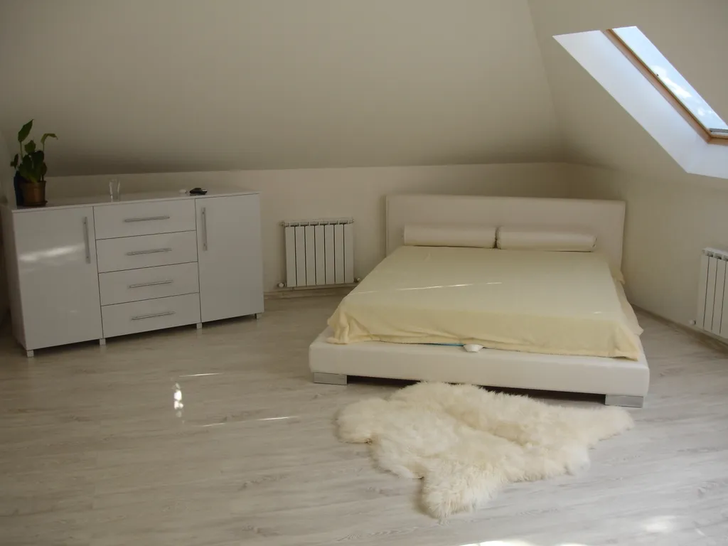 Вилла Azure Marina с бассейном