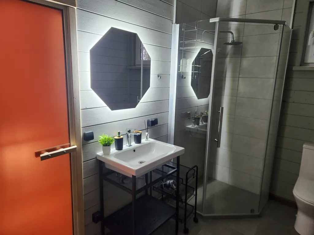 Коттедж Коттедж в Forest house с сауной в лесу — Никулино