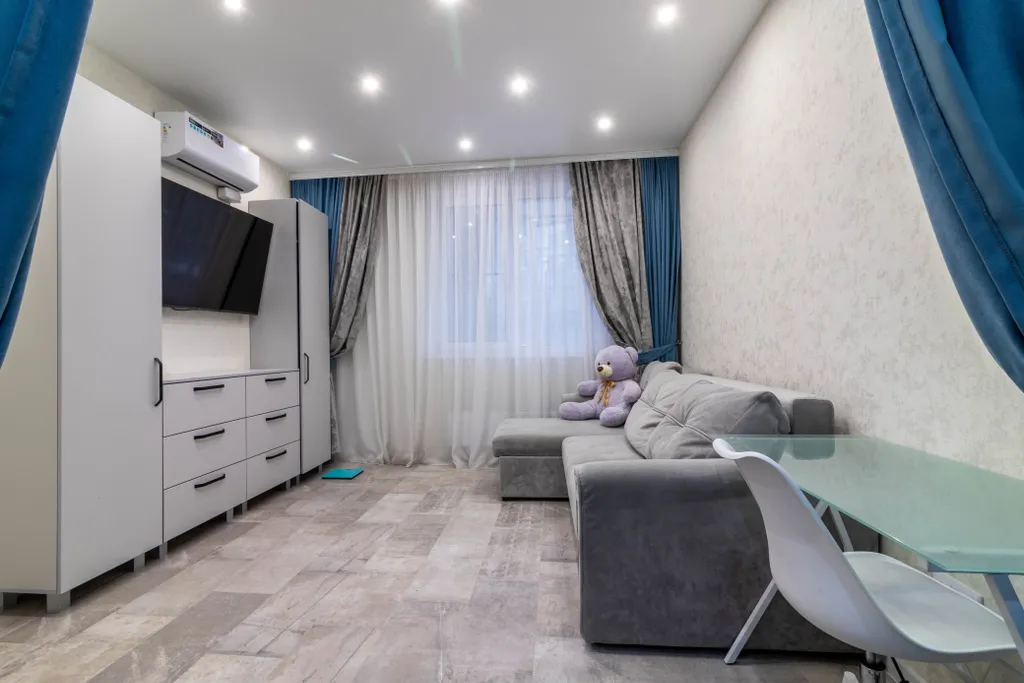 Уютная евродвушка на побережье с бассейном на крыше