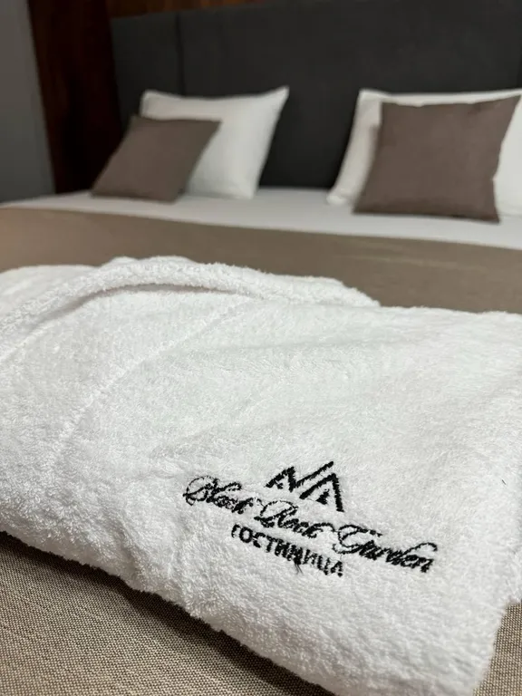 Улучшенный стандарт с видом на горы и лес