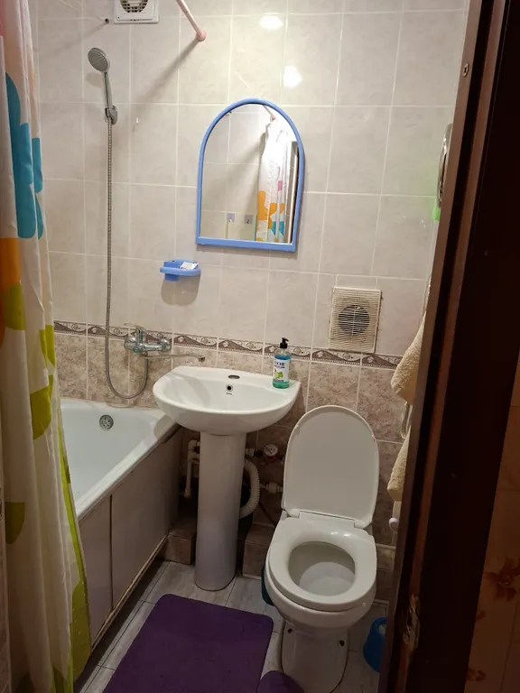 2-комнатная квартира в центре в курортной зоне рядом с санаторием Москва, Виктория