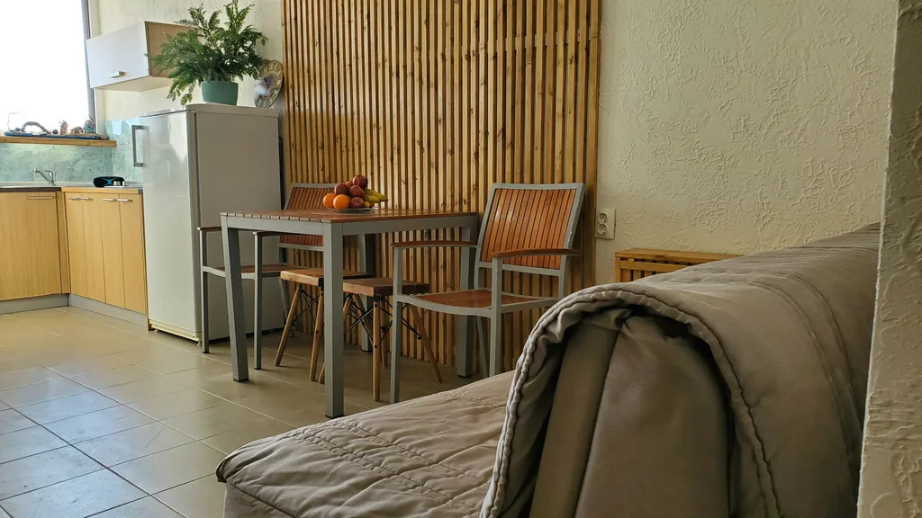 Двухкомнатные апартаменты с выходом к морю