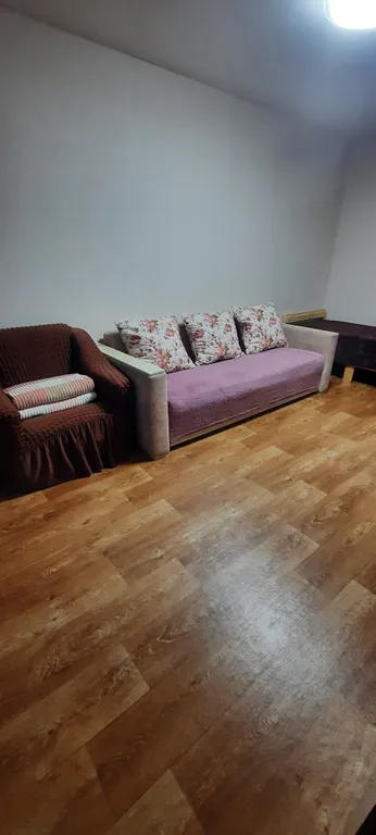 Уютная квартира во 2-м микрорайоне возле гипермаркета Лента