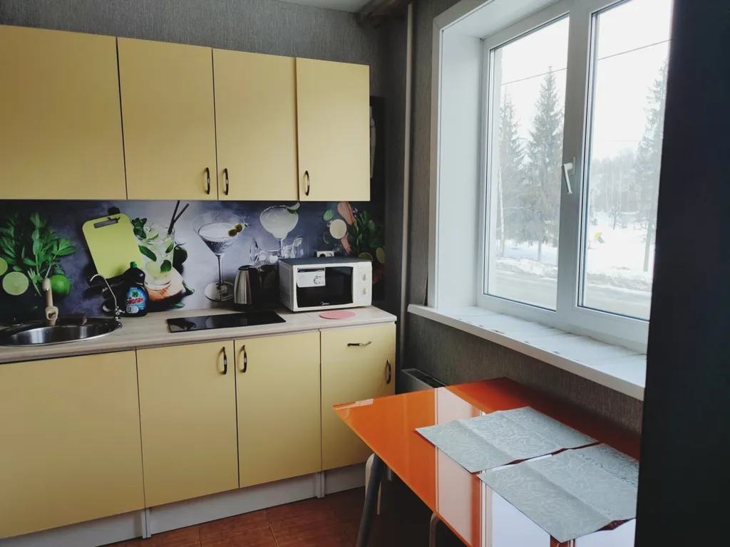 Квартира рядом с Кристаллом