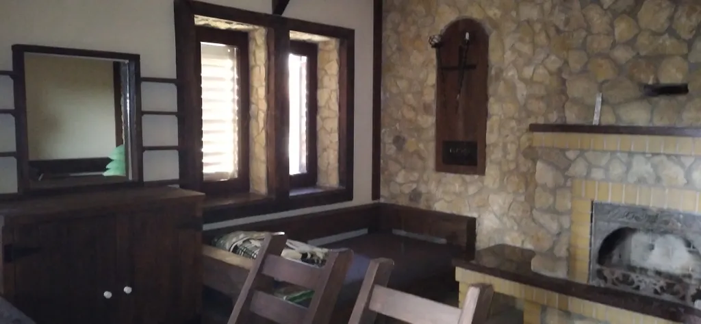 Замок у мыса Фиолент