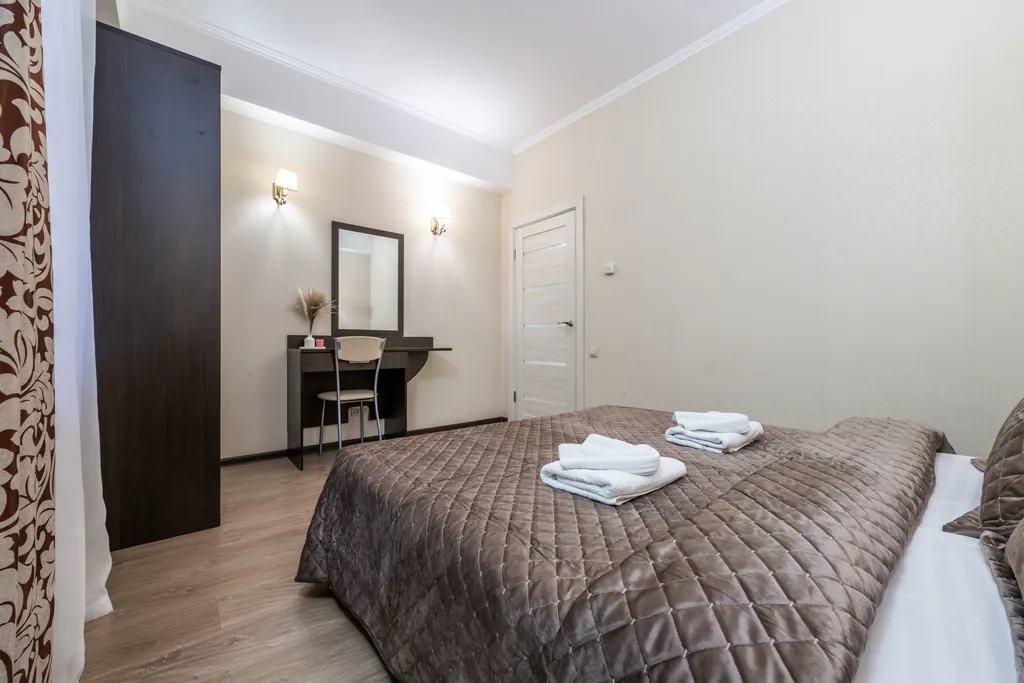 Классические апартаменты с двумя спальнями и ванной, 1 этаж