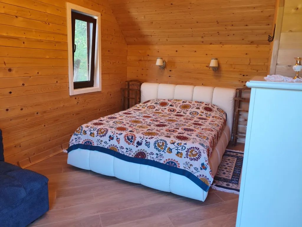 Двухэтажный дом Азазель в лесу