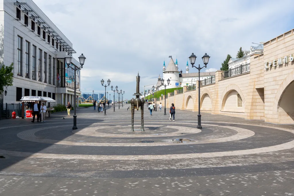 Квартира у Кремля с парковкой с 2 спальнями