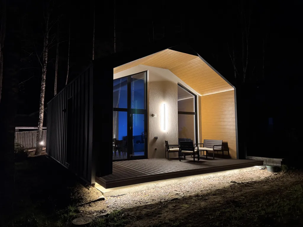 Коттедж Барнхаус премиум на берегу озера — Светлое