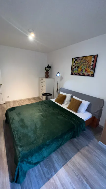 Четырехкомнатная квартира в центре города