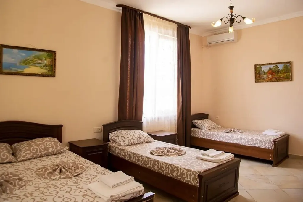 Четырёхместный номер комфорт без балкона