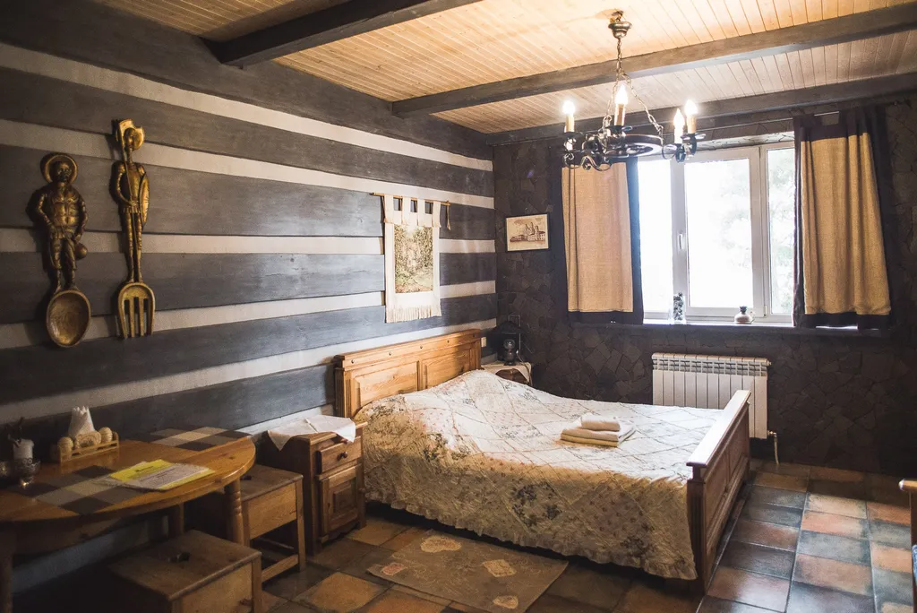 Квартира Уютный номер в гостинице в сосновом лесу и на берегу озера — аренда посуточно в Браслав