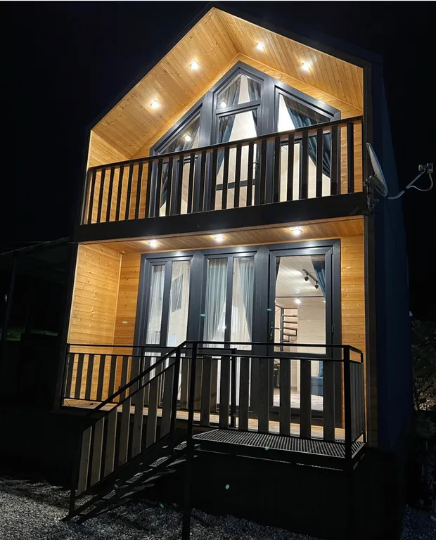 Дом в лесу с видом на горы Барнхаус Барс