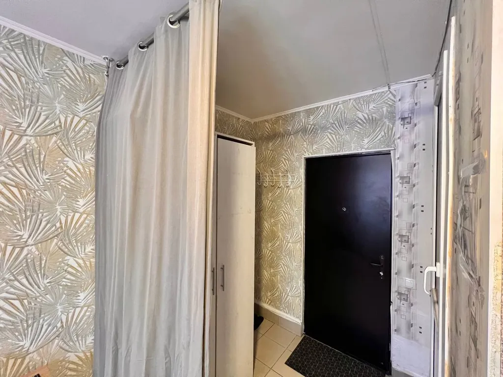 Мини - студия  эконом в центре  города