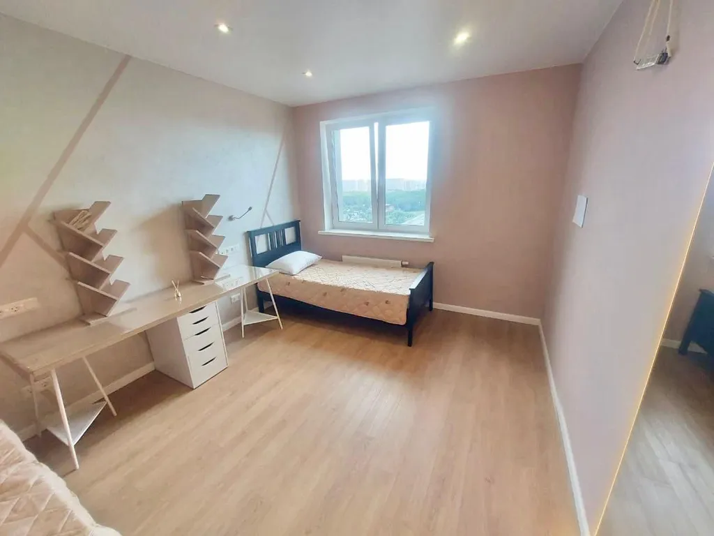 Просторная видовая 3-комнатная квартира на 22 этаже