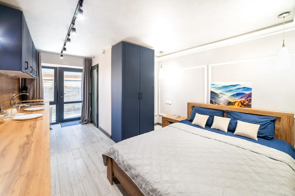 Синяя студия в ЖК Гринберг в горах