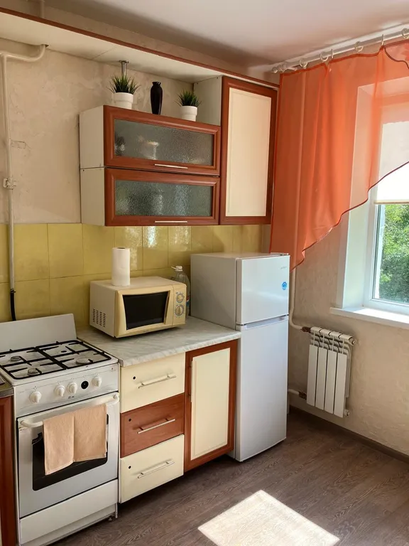 Благоустроенная квартира в тихом районе.