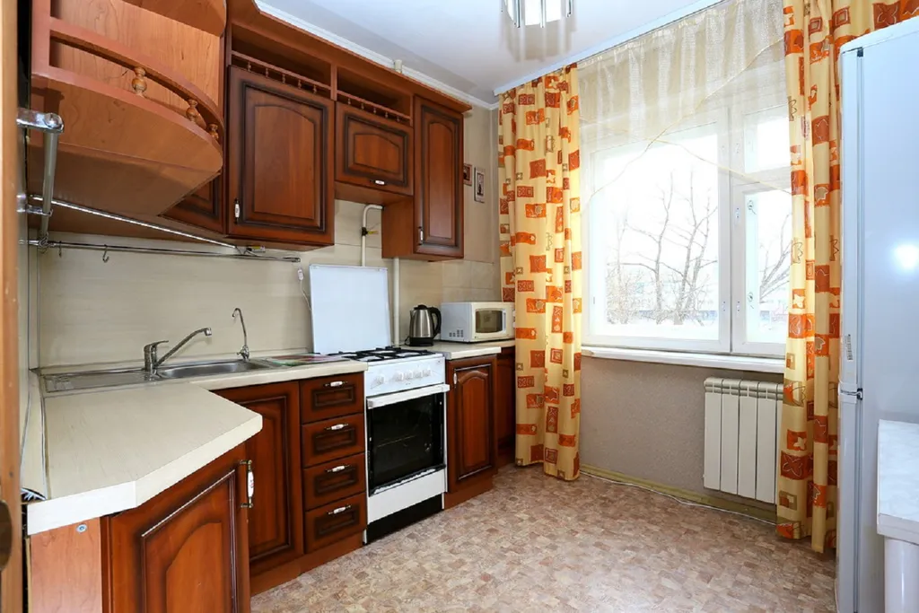 Квартира Тёплая солнечная квартира у автовокзала — Омск