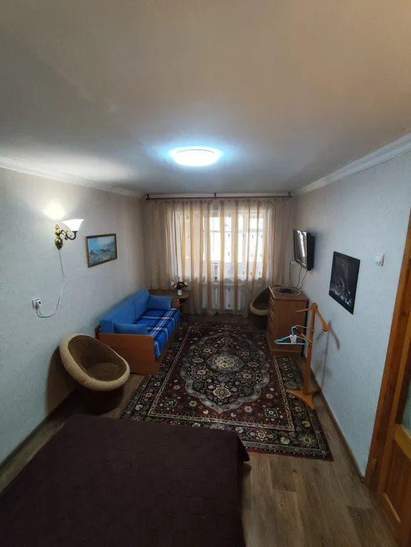 Квартира 1-комнатная с верандой в 10 минутах от Городского пляжа — аренда посуточно в Мариуполь