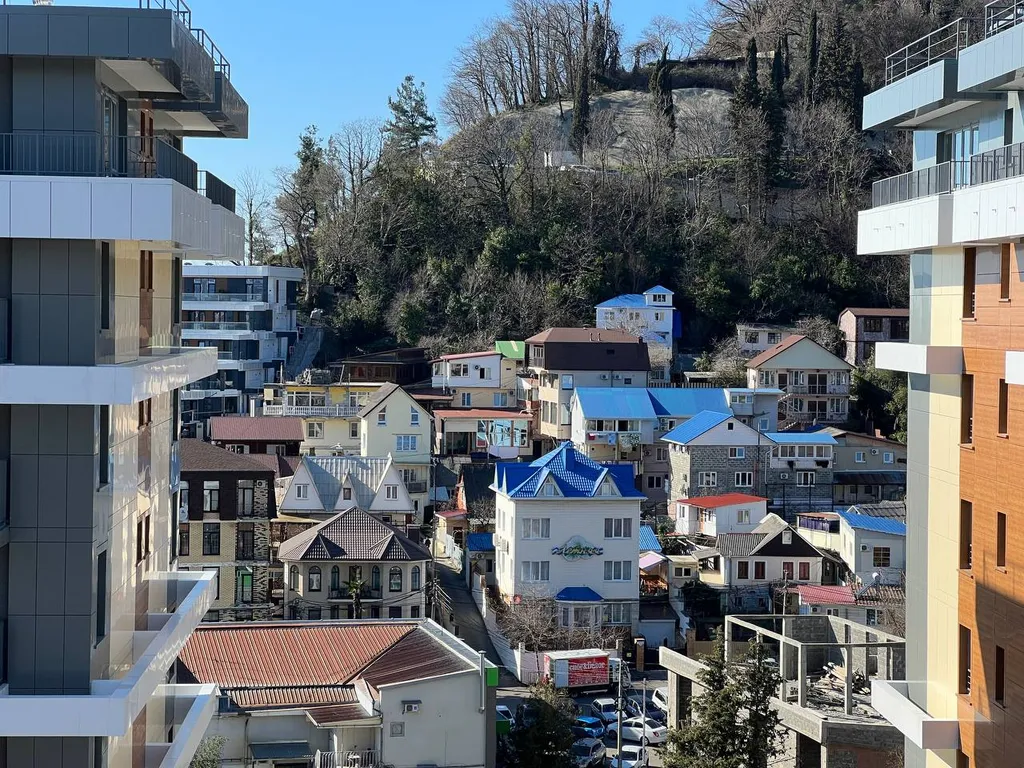 Просторный апартамент с видом на море и горы