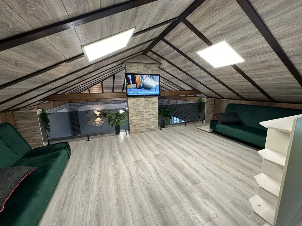 Домик у моря и озера