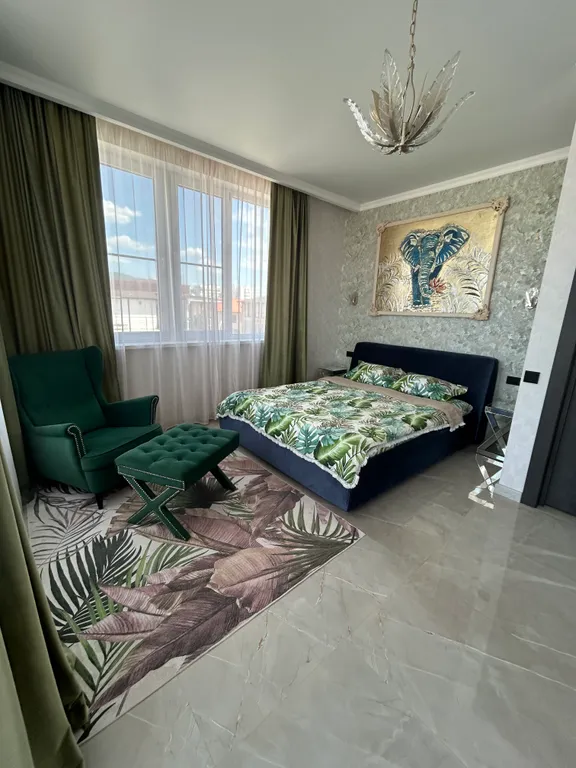 Уютный дом с шикарным видом на море и горы