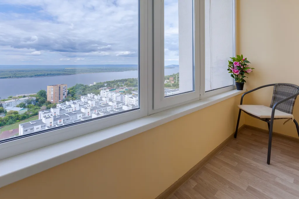 Однокомнатная квартира с видом на Волгу