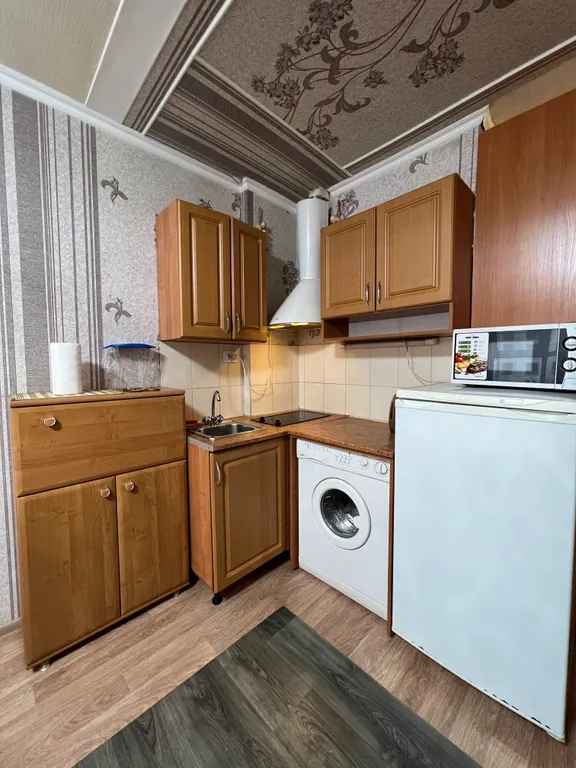 Тёплая и уютная студия с хорошим расположением недалеко от центра