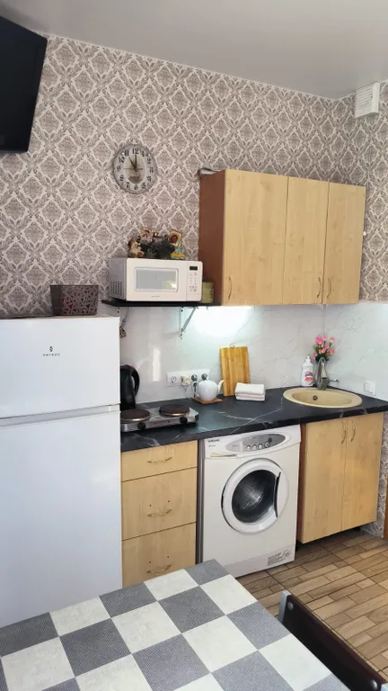 Уютная студия в центре в трех кварталах от моря