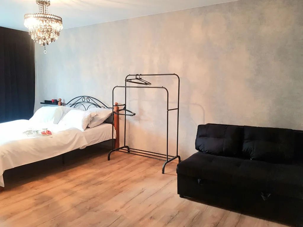 Квартира возле проходной УВЗ и стадиона Спутник