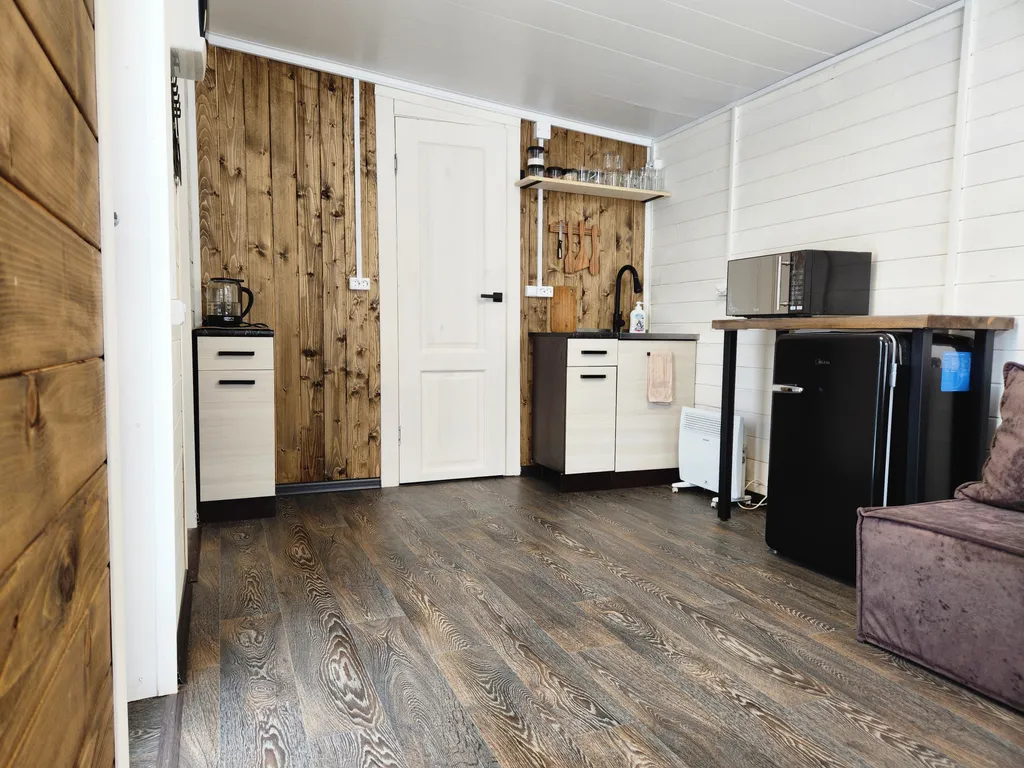 Мини-домик в деревне: уединение и комфорт