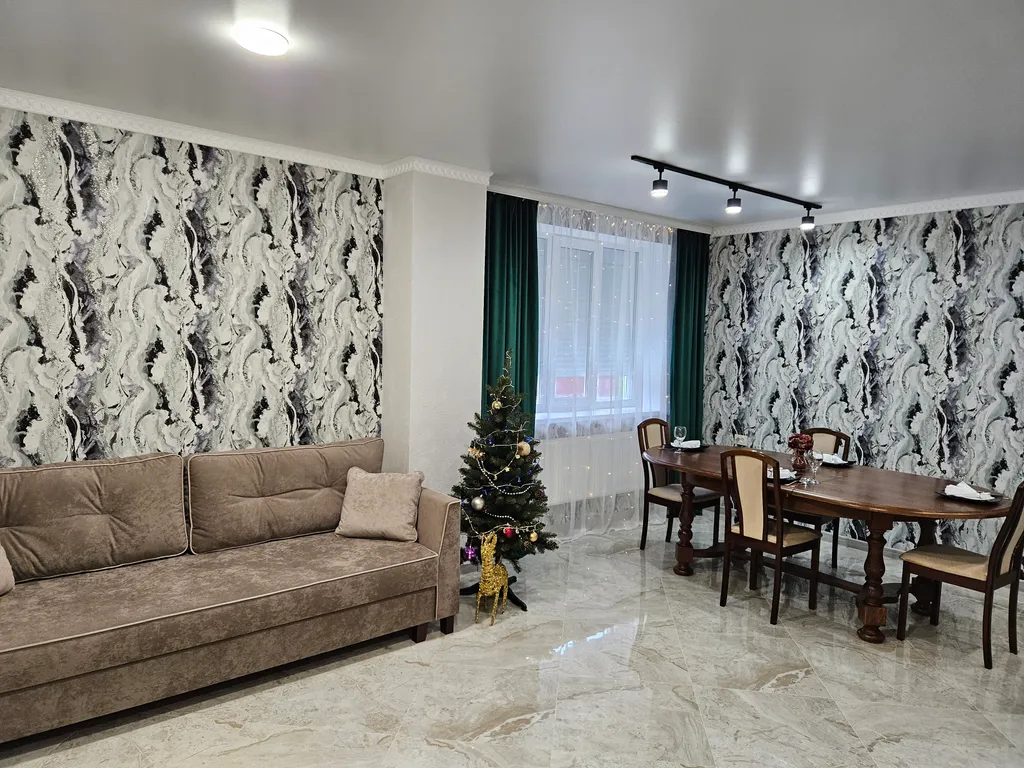 Коттедж Уютный дом с новым ремонтом — аренда посуточно в Гомель